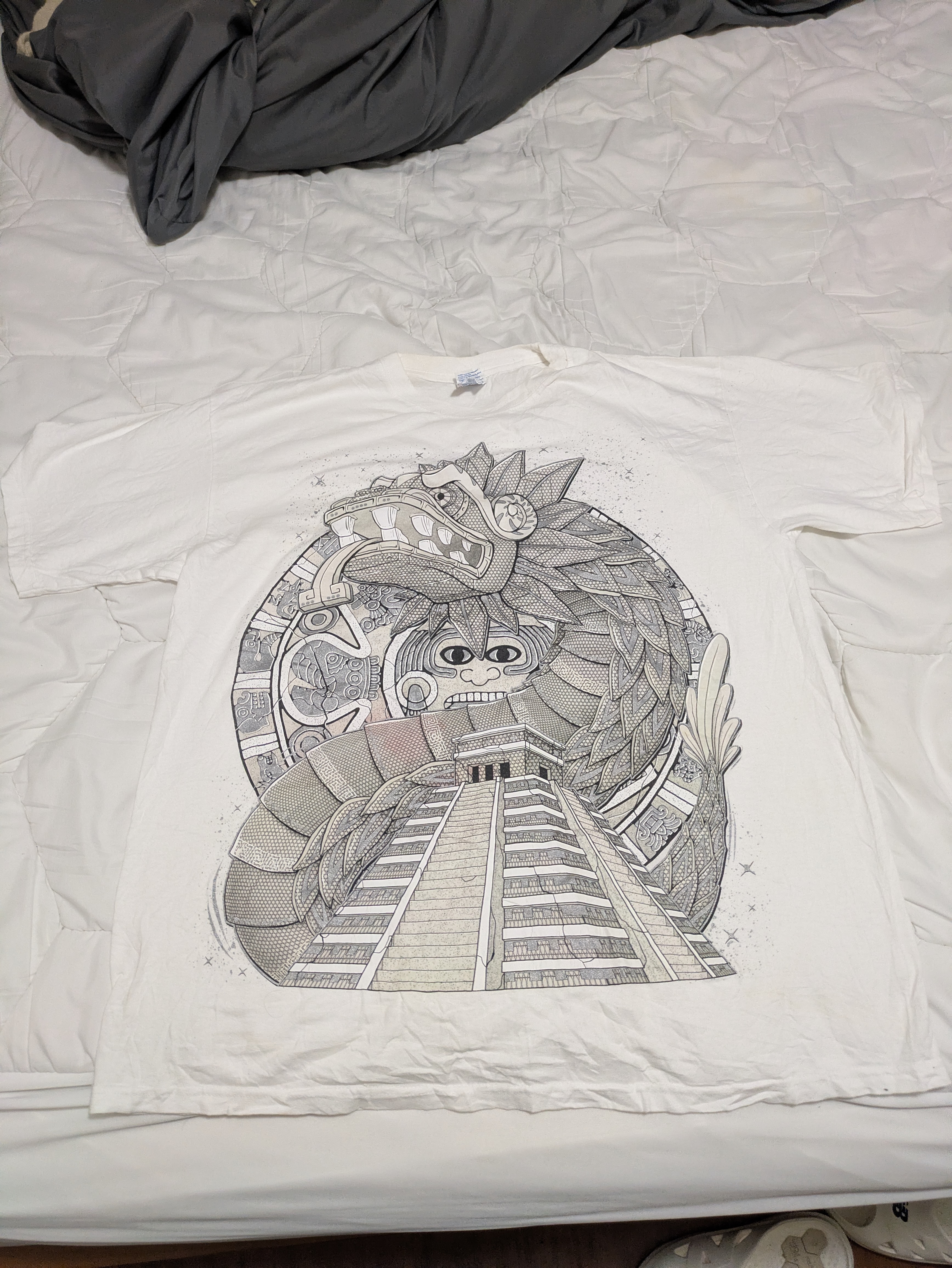 Yazbek Aztec Graphic T-Shirt Men's XL — 1. front
